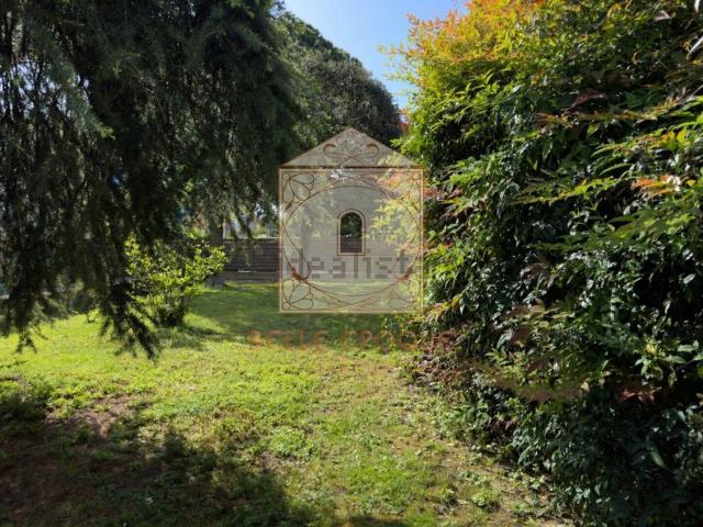 Casa in vendita a Camaiore, Toscana
