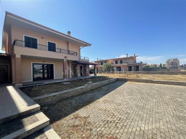 Casa in vendita a Roma Capitale, Lazio