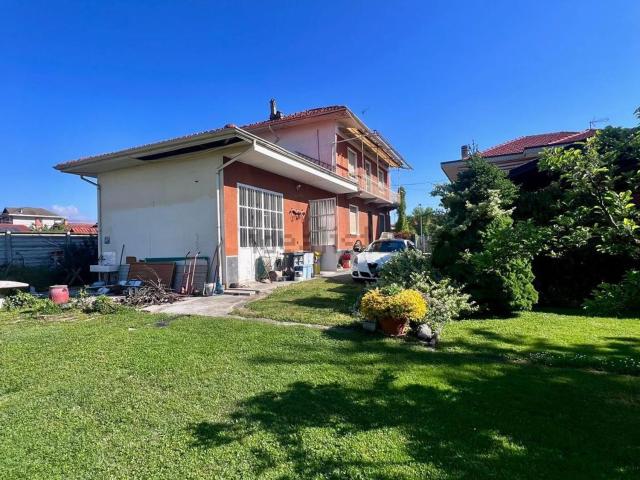 Casa in vendita a Piemonte, Torino