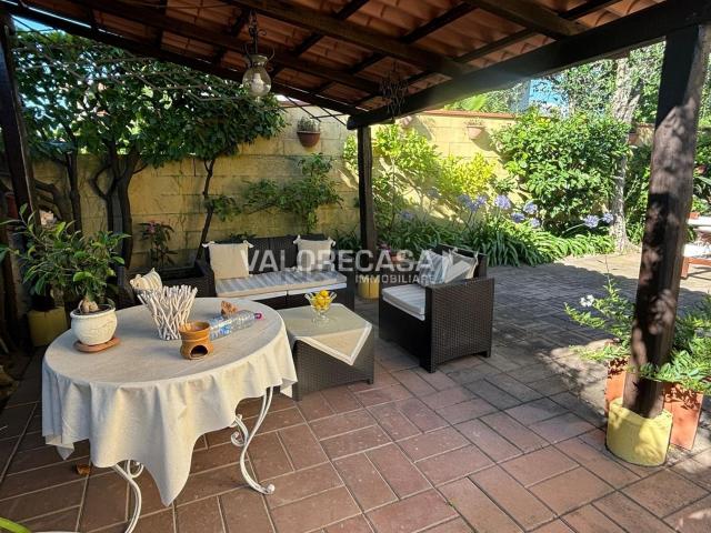 Casa in vendita a Marina di Carrara, Carrara