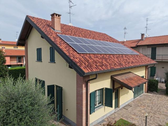 Casa in vendita a Abbiategrasso, Milano