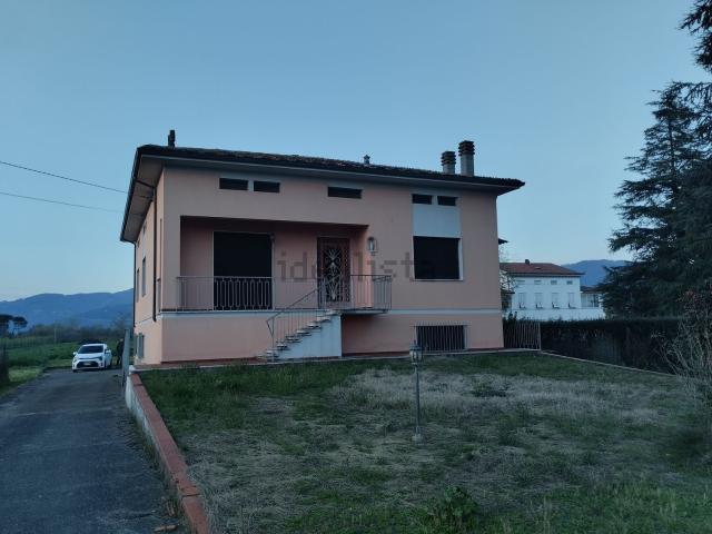Casa in vendita a Capannori, Toscana