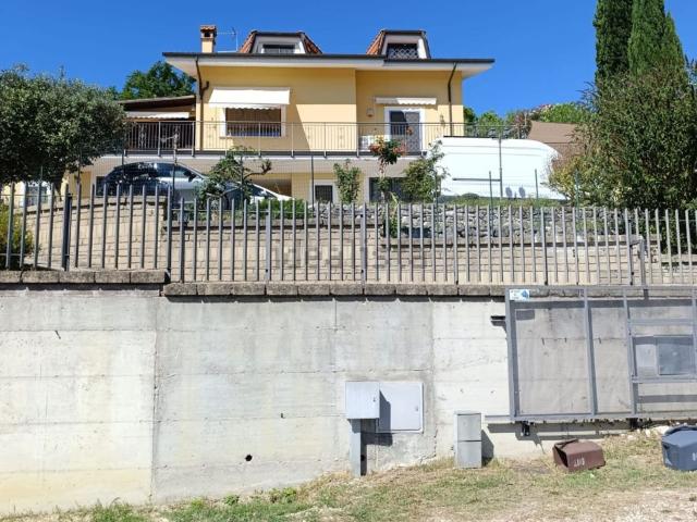 Casa in vendita a Roma Capitale, Lazio