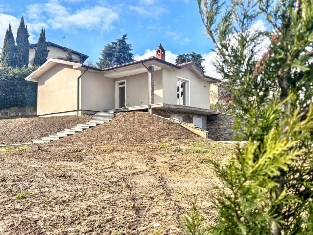 Casa in vendita a C. Gavazzola, Stradella