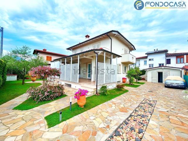 Casa in vendita a Tonfano, Toscana