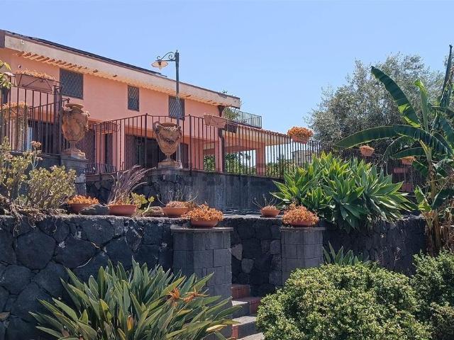 Casa in vendita a Picanello-Ognina-Barriera-Canalicchio, Catania