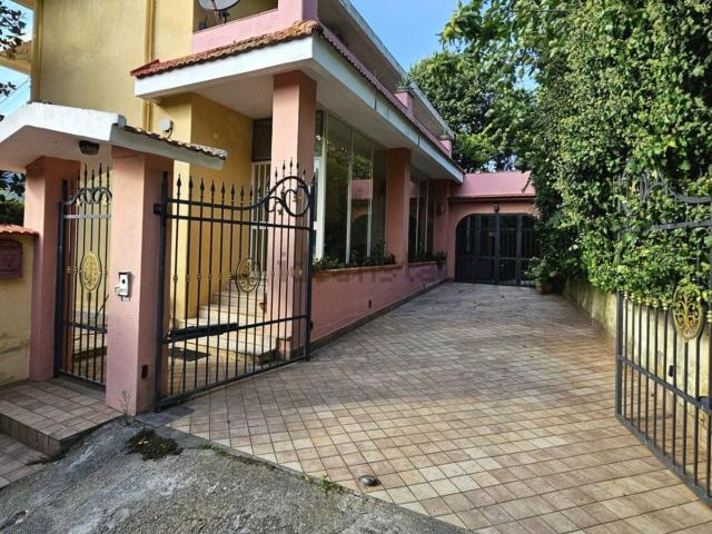 Casa in vendita a Calabria, Catanzaro