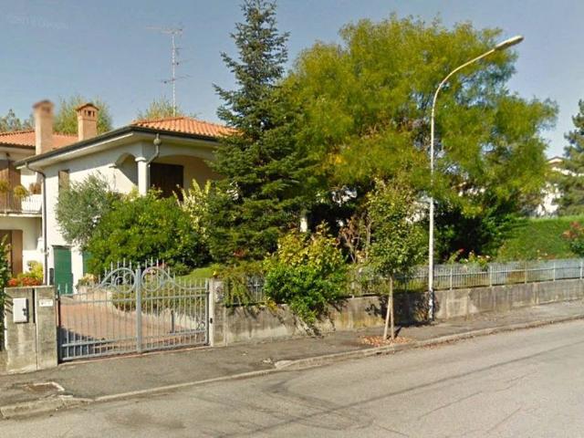 Casa in vendita a Moglia, Lombardia