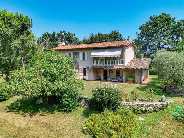 Casa in vendita a Vaccarolo, Desenzano Del Garda