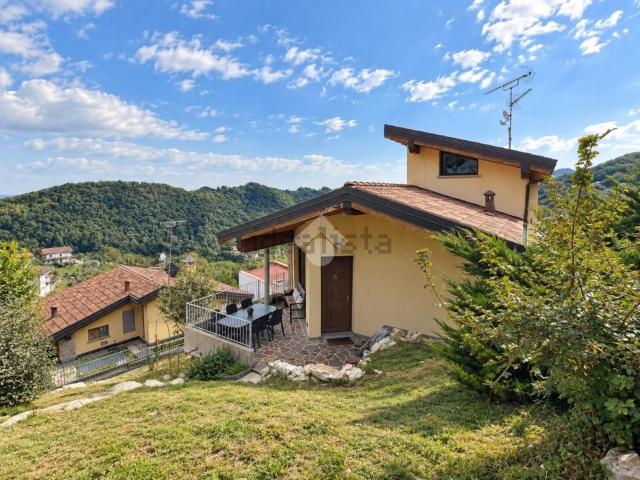 Casa in vendita a Pratomarone, Palazzago
