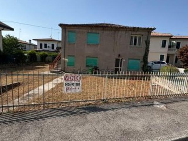 Casa in vendita a Borgo Dolomiti, Adria
