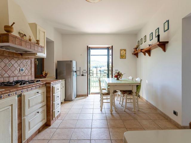Casa in vendita a Orvinio, Lazio