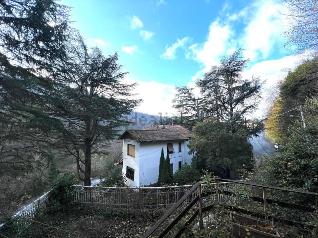Casa in vendita a Val Polcevera, Serra Riccò