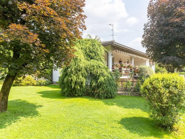 Casa in vendita a Usmate Velate, Usmate