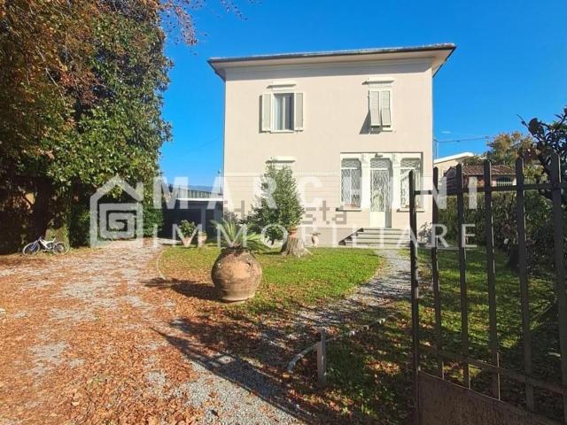 Casa in vendita a Bagni Di Lucca Ponte, Toscana