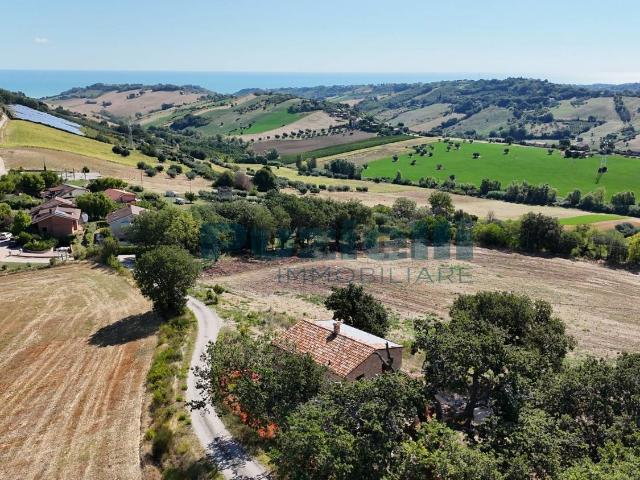 Casa in vendita a Marche, Fermo