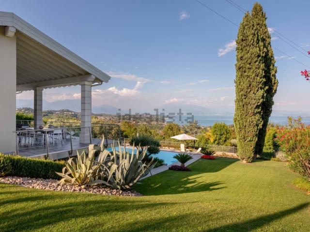 Casa in vendita a Lonato, Lombardia