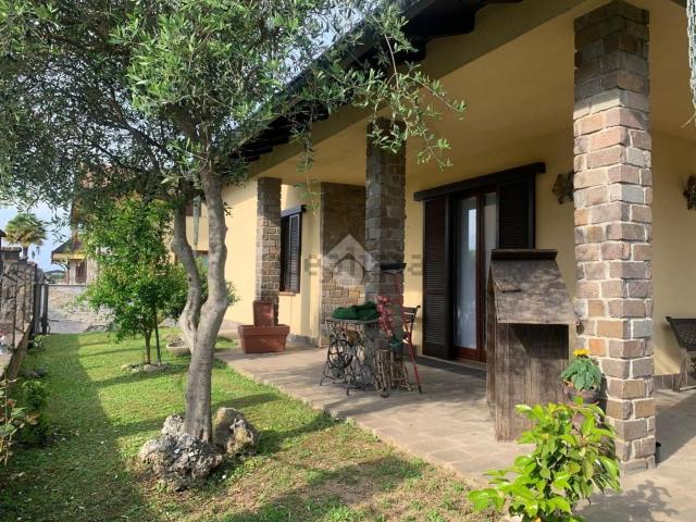 Casa in vendita a Lonate Pozzolo, Lombardia