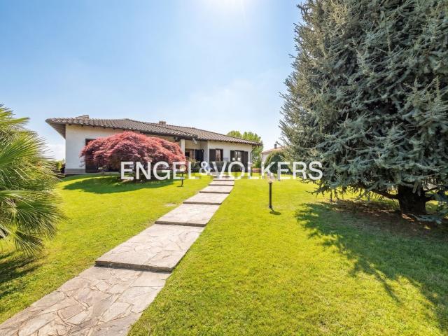 Casa in vendita a Ceriano Laghetto, Lombardia