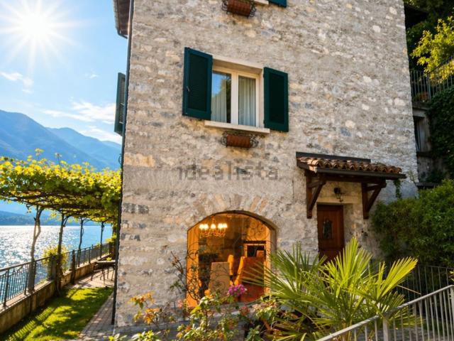 Casa in vendita a Valsolda, Lombardia