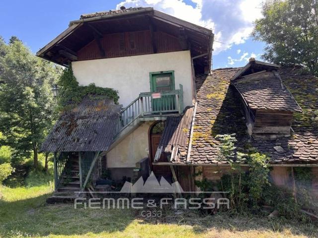 Casa in vendita a Comunità territoriale della Val di Fiemme, Castello Di Fiemme