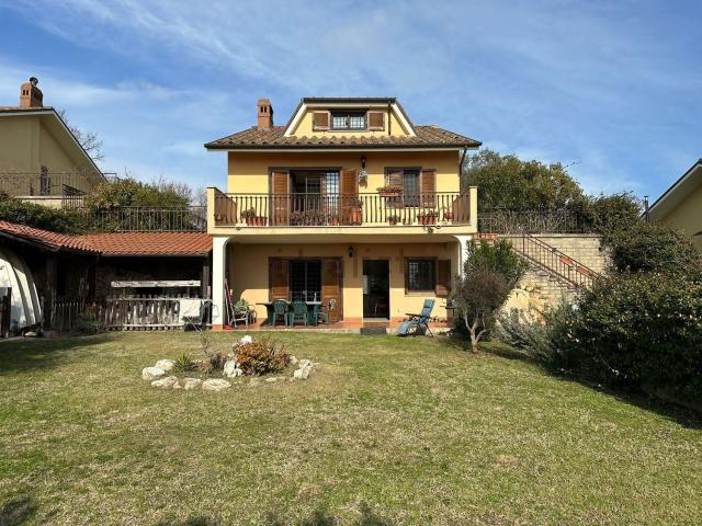 Casa in vendita a Roma Capitale, Lazio