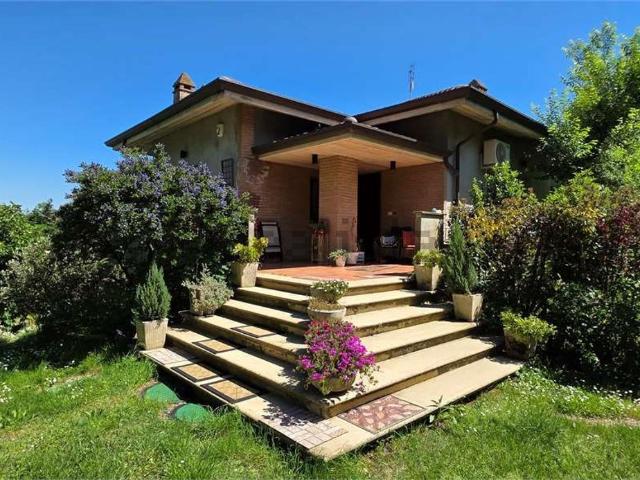 Casa in vendita a Coriano, Reggio Emilia