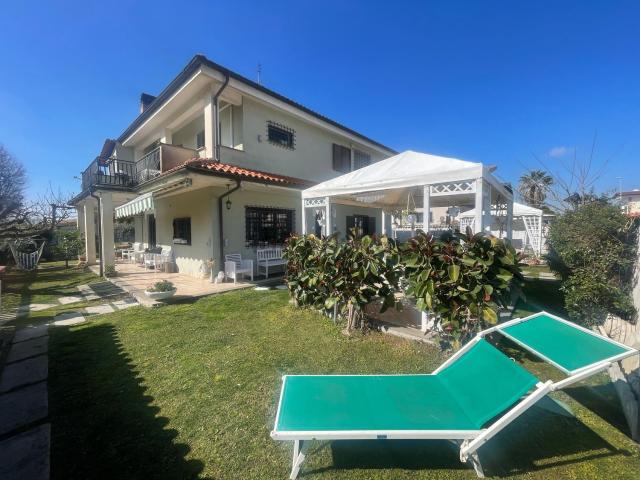 Casa in vendita a Selva Secca, Roma Capitale