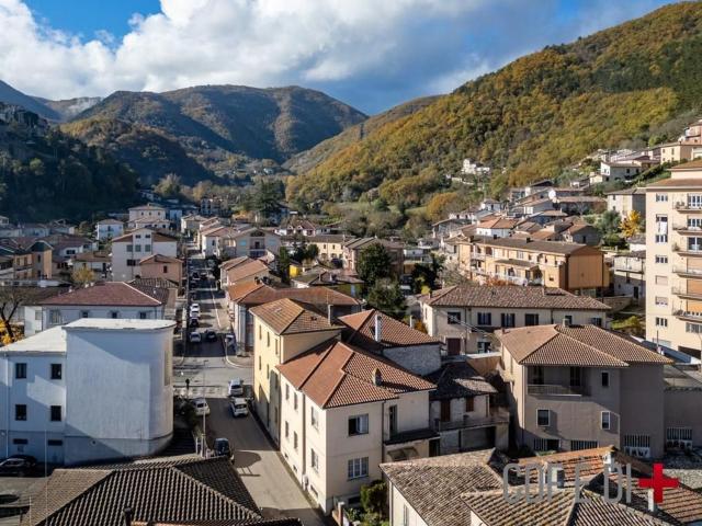 Casa in vendita a Contigliano, Lazio