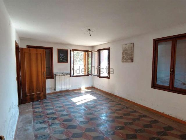 Casa in vendita a La Favorita, Venezia