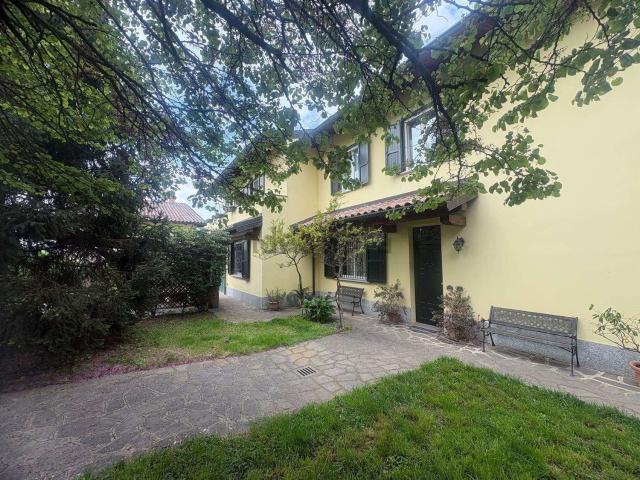 Casa in vendita a Gambolò, Lombardia