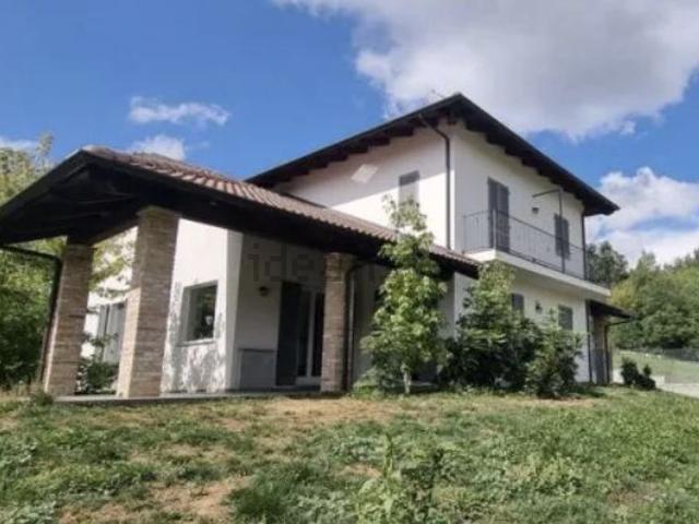 Casa in vendita a San Matteo, Bra