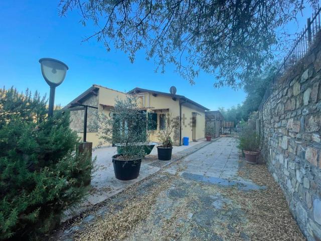 Casa in vendita a Castellaro, Liguria