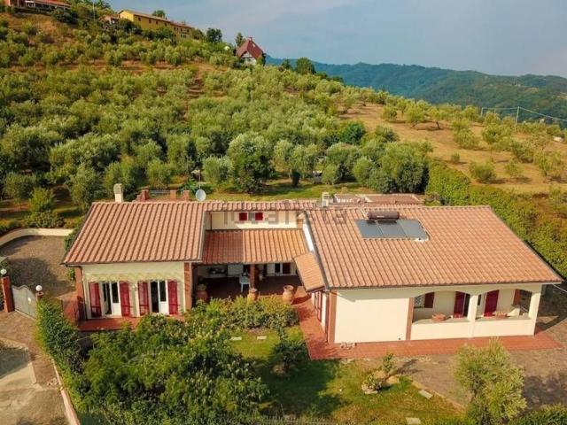 Casa in vendita a Massa e Cozzile, Marliana