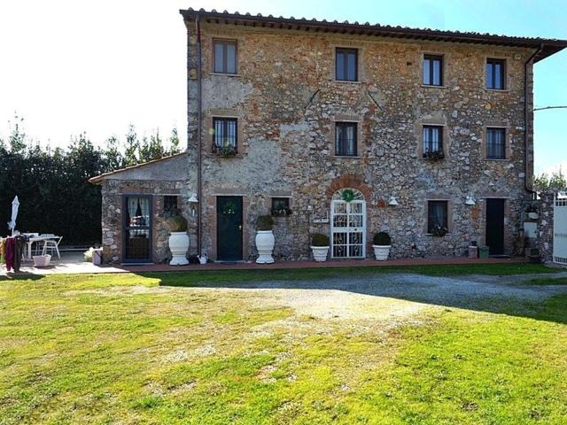 Casa in vendita a Camaiore, Toscana