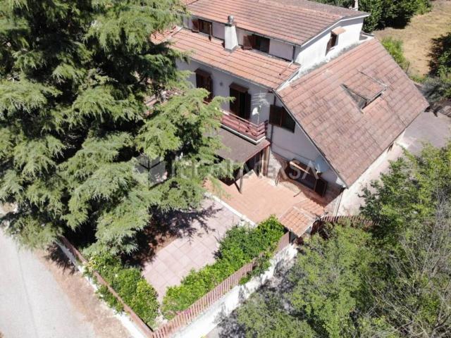 Casa in vendita a Tagliacozzo, Abruzzo