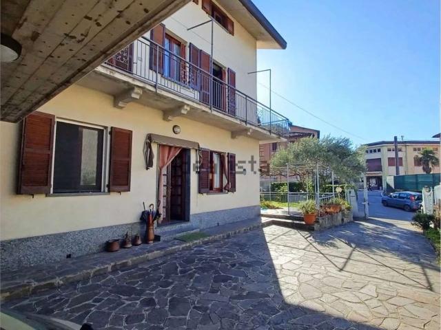Casa in vendita a Foppenico, Calolziocorte