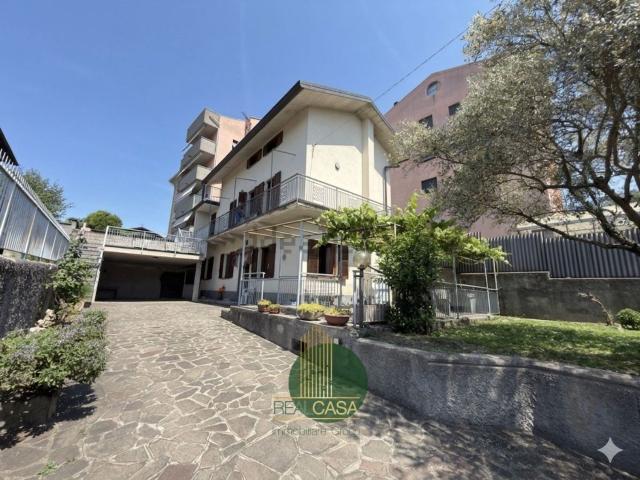 Casa in vendita a Sala, Calolziocorte