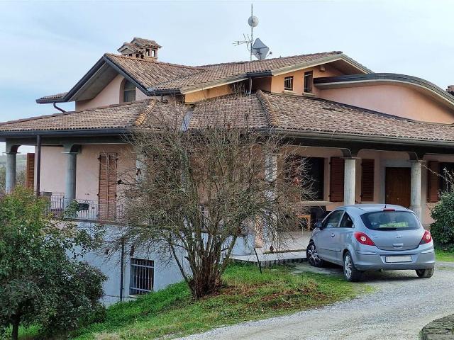 Casa in vendita a Unione di Comuni della Romagna Forlivese, Predappio