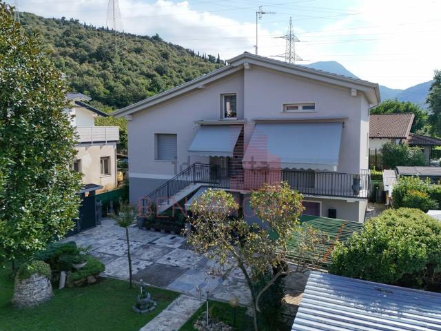Casa in vendita a Cortine, Nave