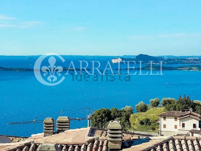 Casa in vendita a Comunità Montana Parco Alto Garda bresciano, Gardone Riviera