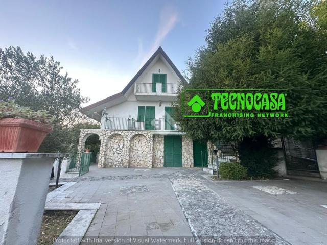 Casa in vendita a Capocastello, Mercogliano