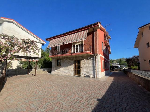 Casa in vendita a Piemonte, Asti