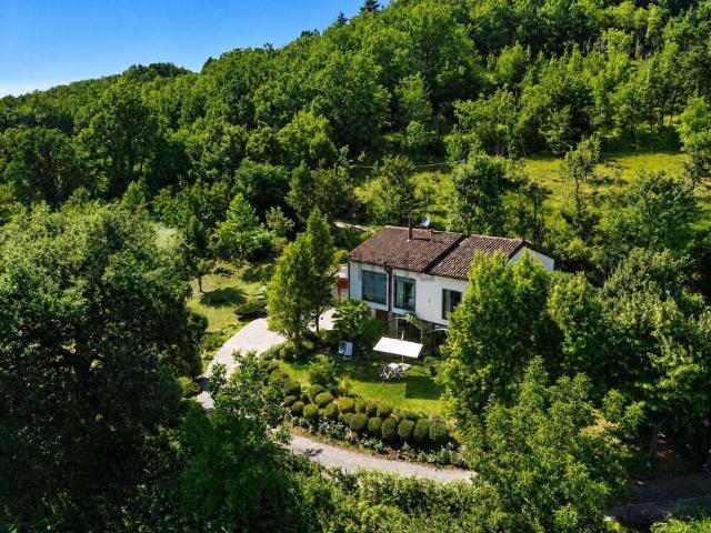 Casa in vendita a Varzi, Lombardia