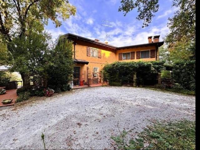 Casa in vendita a Desenzano Del Garda, Lombardia