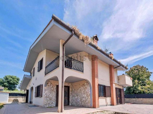 Casa in vendita a Roma Capitale, Lazio