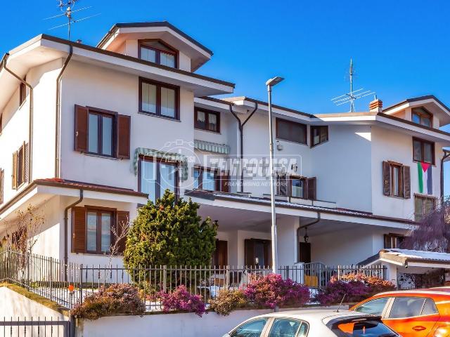 Casa in vendita a Castagna, Piemonte