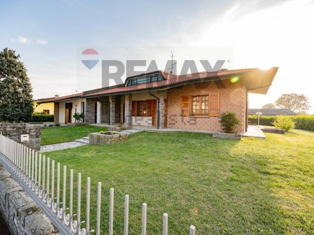 Casa in vendita a Bassa Reggiana, Re