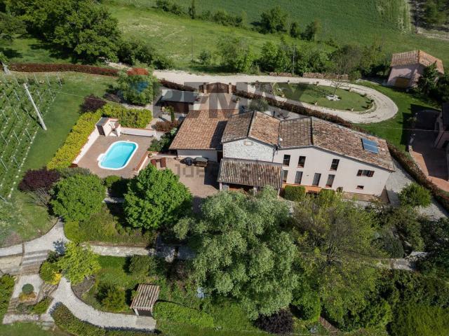 Casa in vendita a Certopiano, Arcevia