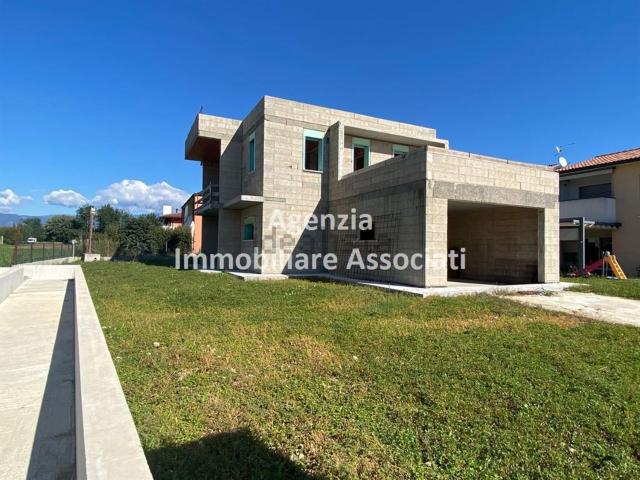 Casa in vendita a Fonte, Loria